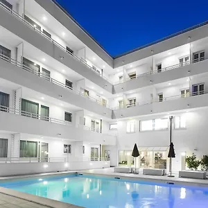 https://mokambo-shore-hotel.emilia-romagnahotels.net