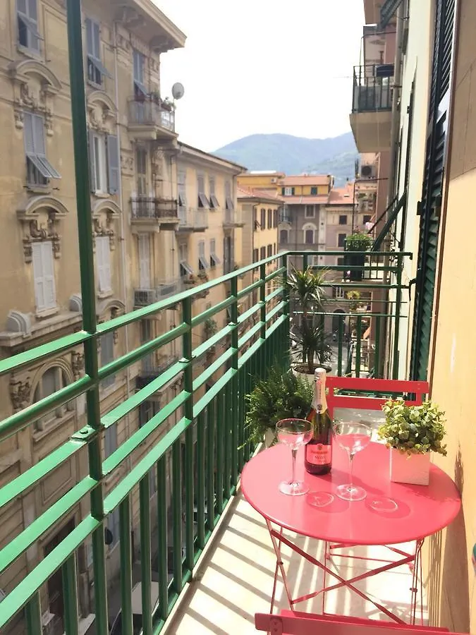 Cinqueterre Behind Hotel La Spezia Guest house